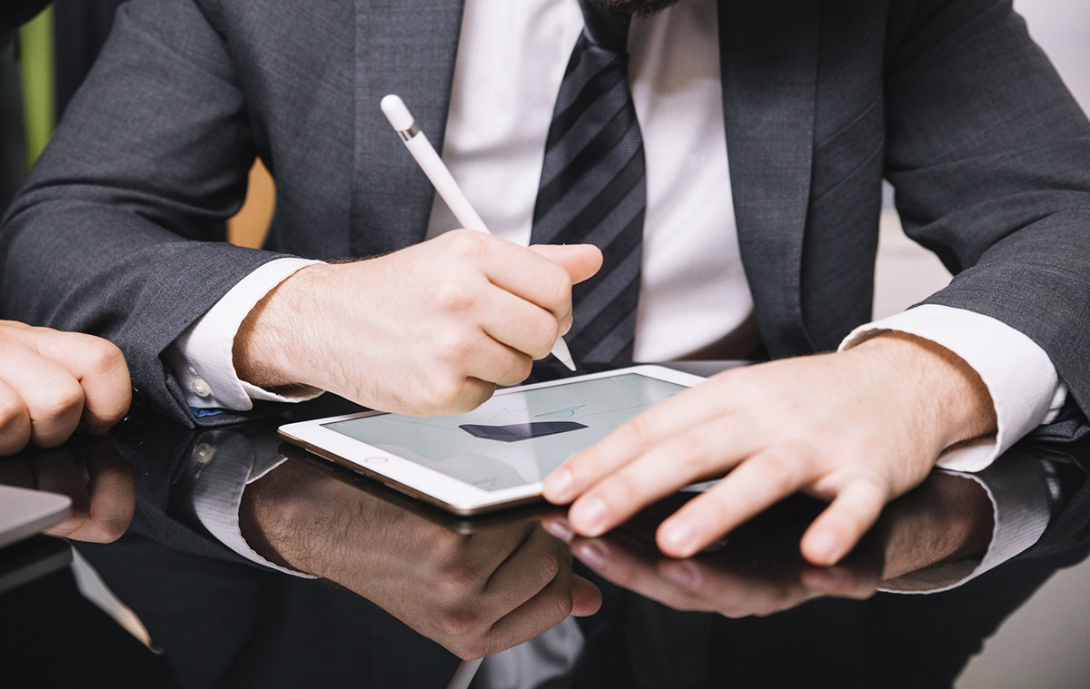 THE FUNCTION AND LEGAL POWER OF ELECTRONIC SIGNATURES IN INDONESIA