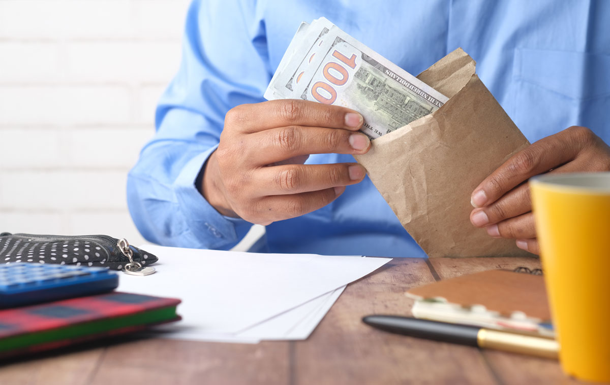 THE NEW MINIMUM WAGE FOR THE JAKARTA INDUSTRIAL  SECTOR FOR 2018